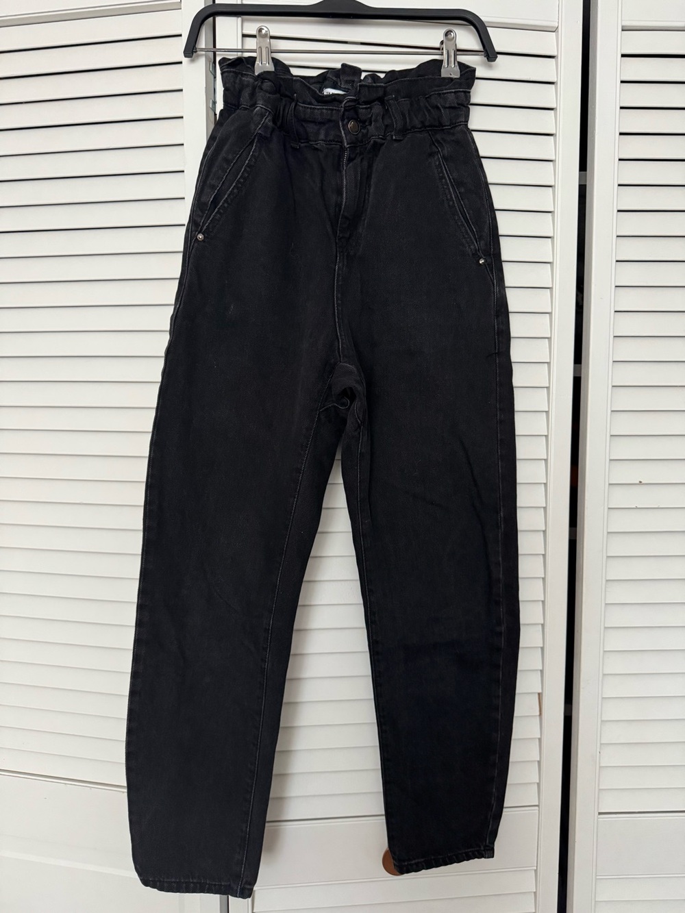 Zara Black Relaxed Paperbag Waist Jeans 0